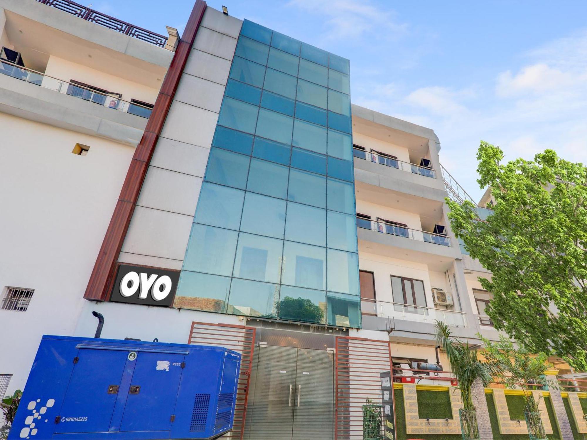 Super Collection O Kiara Guest House Lucknow Exterior photo